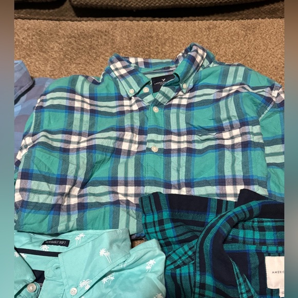 American Eagle Hollister Men’s Size Large Button Up Flannel Lot of 5 Excellent - Picture 6 of 9